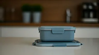 Heat-Safe Lunchboxes Are The New Practical Flex