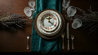 Vintage Layers Are The New Dinner-Table Drama