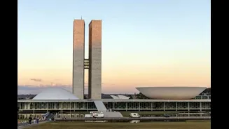 "Mês de São João" esvazia Congresso na pré-campanha e ameaça votações