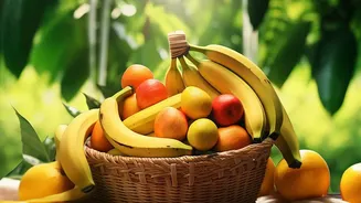 Monsoon Fruit Shopping: How To Choose Seasonal Options At Their Best