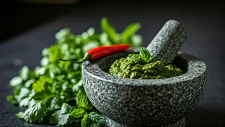 The Green Chutney Everyone Keeps Making