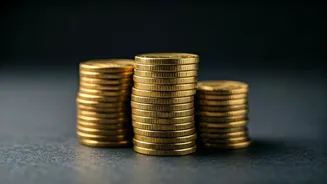 Daily Horoscope: Career & Finances on November 7, 2025