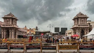 Supreme Court grants Abhishek Upadhyay absolute protection over Ayodhya reports