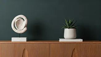 7 Common Decorating Blunders That Interior Designers Can't Stand (And How to Fix Them!)