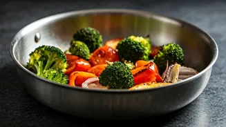 Unlocking Crispy Veggies: Pan Secrets Revealed