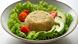 Quinoa Can Turn Salads Into Proper Meals