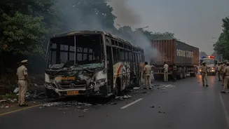 Bus Collides Head-On With Truck In Andhra Pradesh's Nandyal; 3 Charred To Death, Several Injured