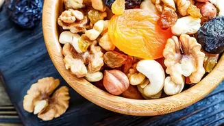 Breakfast Bowls With Walnuts: A Closer Look At Make-Ahead Breakfast Bowls