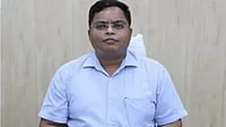 Indore News: Collector Shivam Verma Calls For Strict Monitoring Of Street Food Vendors