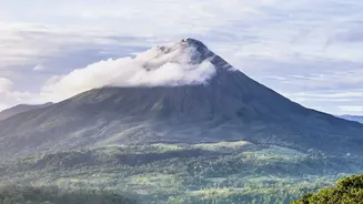 Mount Anak Krakatau Brings Airport Closures Into Focus