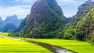 Beyond The Sunrise: Dong Valley Offers Mountains, Rivers And Local Culture