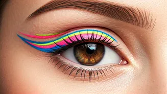 Why Colourful Liners Are Everywhere Right Now