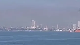 'If This Isn't Scary, Don't Know What Else Is': Mumbai's Smog-Filled Skyline Seen From Alibaug Sparks Air Pollution Concerns | Video Goes Viral