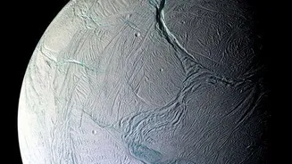 Scientists recreate Enceladus ocean and find moon could support life
