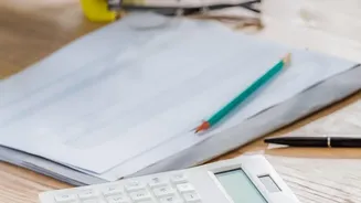 How First-Time Job Switchers Can Negotiate Salary And Calculate Take-Home Pay