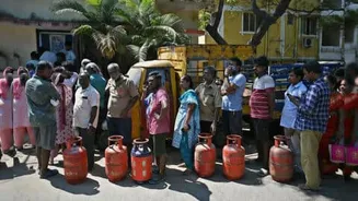 LPG crisis: Chennai restaurants buy gas on black market