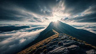 5 Indian Hill Stations: Walk Above the Clouds This Summer!