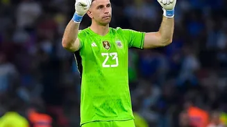 Chelsea star Emiliano Martinez rushed to hospital after sickening head injury during Everton clash - as Argentina goalkeeper is BOOED while stretch...