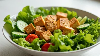 Revitalize Your Lunch: High-Protein Tofu Green Salad for a Healthy Summer