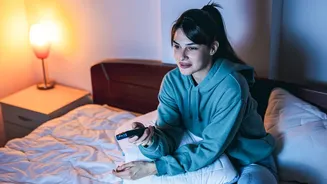 Sleep Debt Myths Debunked: Weekend Lie-Ins Won't Clear Late-Night Screen Usage
