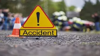 Speeding Kolkata car crashes into autorickshaw in Basirhat killing 3