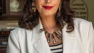 Prestes a completar 50 anos, atriz retorna às novelas após quase uma década