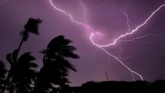 Monsoon update : मोठं संकट, पावसामुळे हाहाकार उडणार, इस्त्रोच्या फोटोंमुळे आयएमडीची झोप उडाली, महाराष्ट्राला मोठा इशारा