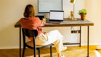 How Remote Professionals Eliminate Late Night Messages Using Asynchronous Workplace Practices