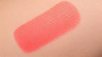 Bold Blush Is Still Having A Major Beauty Moment