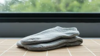 Monsoon Feet Guide: Why Changing Wet Socks Quickly Can Matter