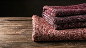 Stay Warm in Style: Exploring Wool Mufflers & Scarves