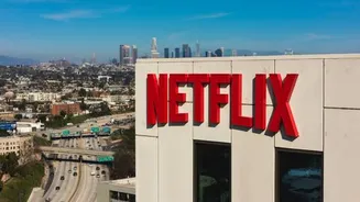 Netflix shares fall 7% in after-hours trading, forecasts 11% growth