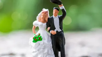 Rainy Wedding Logistics Need Their Own Checklist Before Decoration