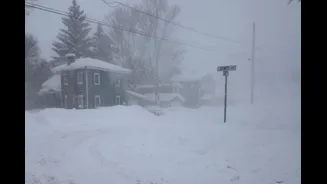 Severe Winter Storm Hits US, Over 1800 Flights Cancelled, Panic Buying Empties Supermarket Shelves