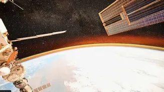 Astronaut Jessica Meir posts moonlit Earth photo with Milky Way