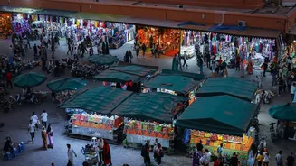 Street market timing flip: why vendors wait for sunset before setting up