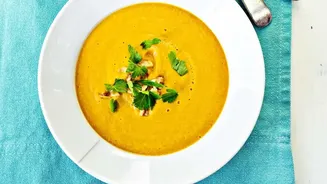 Cooking With Carrots: Spiced Carrot Soup For Light Meals To Try