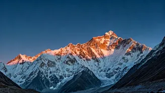 Alpenglow: Nature's Mountain Spectacle in India