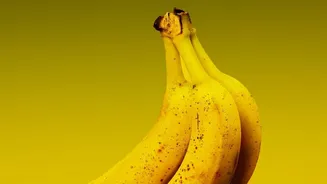 Want Ripe Bananas Sooner? Place Them Beside an Apple