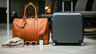 Shanaya Kapoor's Chic Airport Ensemble: Effortless Style for Travel