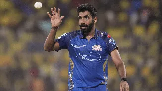 Mental fatigue behind Jasprit Bumrah’s struggles? Ravi Shastri makes big claim on MI pacer