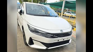 Honda City 2027 aparece sem camuflagem e terá visual exclusivo no Brasil