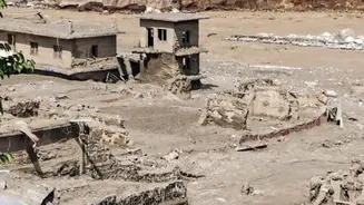 Tibet glacier collapse floods Nepal, 21 rescued, 320 Indians missing