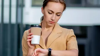 A quick post meal walk offers simple blood sugar management for sedentary desk employees