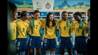 Quem é quem no filme sobre jogadora Marta. Veja fotos e compare