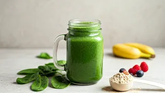 Whip Up a Power-Packed Protein Spinach Smoothie in 5 Minutes!
