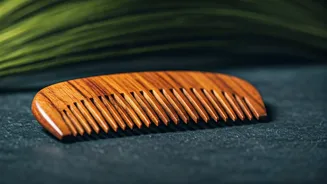 Unlocking Hair Health: The Science and Serenity of the Japanese Wooden Comb Ritual