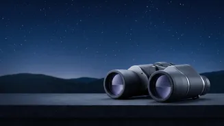 How to observe Jupiter's moons and the Andromeda galaxy with basic binoculars during autumn nights