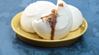 Sweet Rice-Flour Pancakes Need Only A Simple Batter: Steamed Desserts