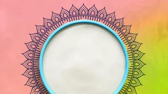 How Kutch Artisans Scale Traditional Lippan Kam Mirror Artwork For Contemporary City Apartment Layouts